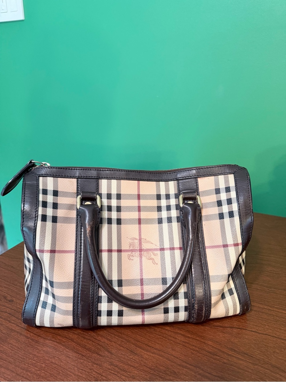 Authentic Burberry Nova Check Boston Bag Brown Leather β Rebag Certified - Picture 2 of 4